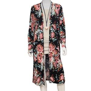 𝙏𝙤𝙧𝙧𝙞𝙙 Cardigan Floral Long Size O